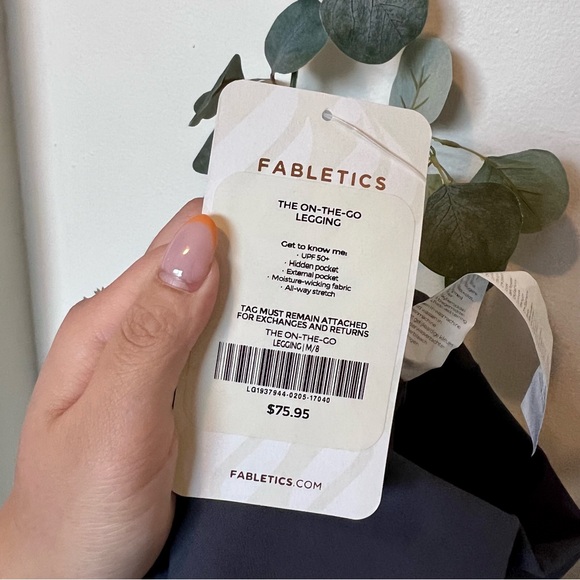 NWT Fabletics Leggings - Picture 8 of 9